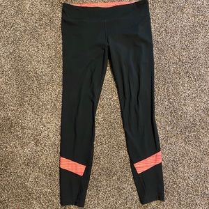 Under Armour Regular Rise Leggings